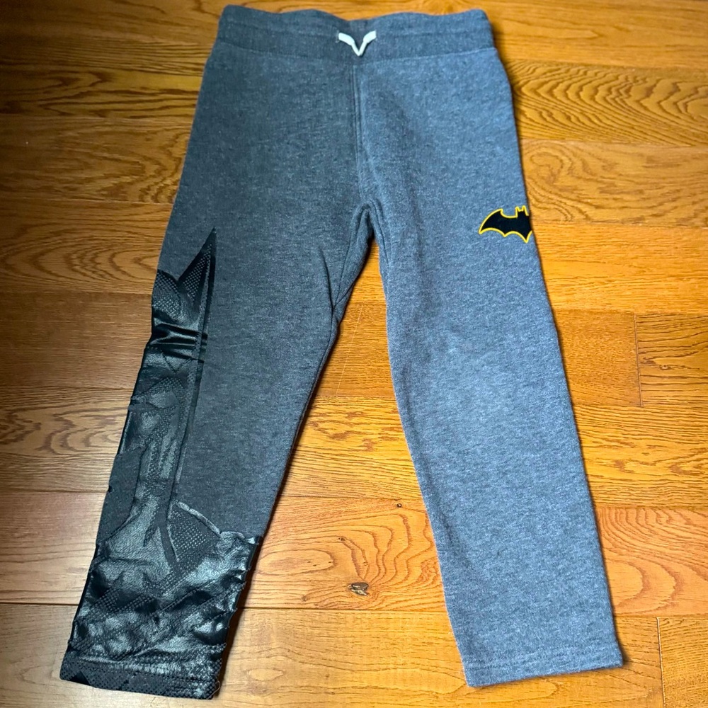 Gap / Dc Batman Gray Kids Pant. Size 4t. EUC